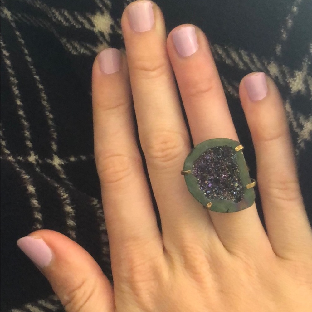 Beautiful Sparkly Gem Rock Ring - image 5